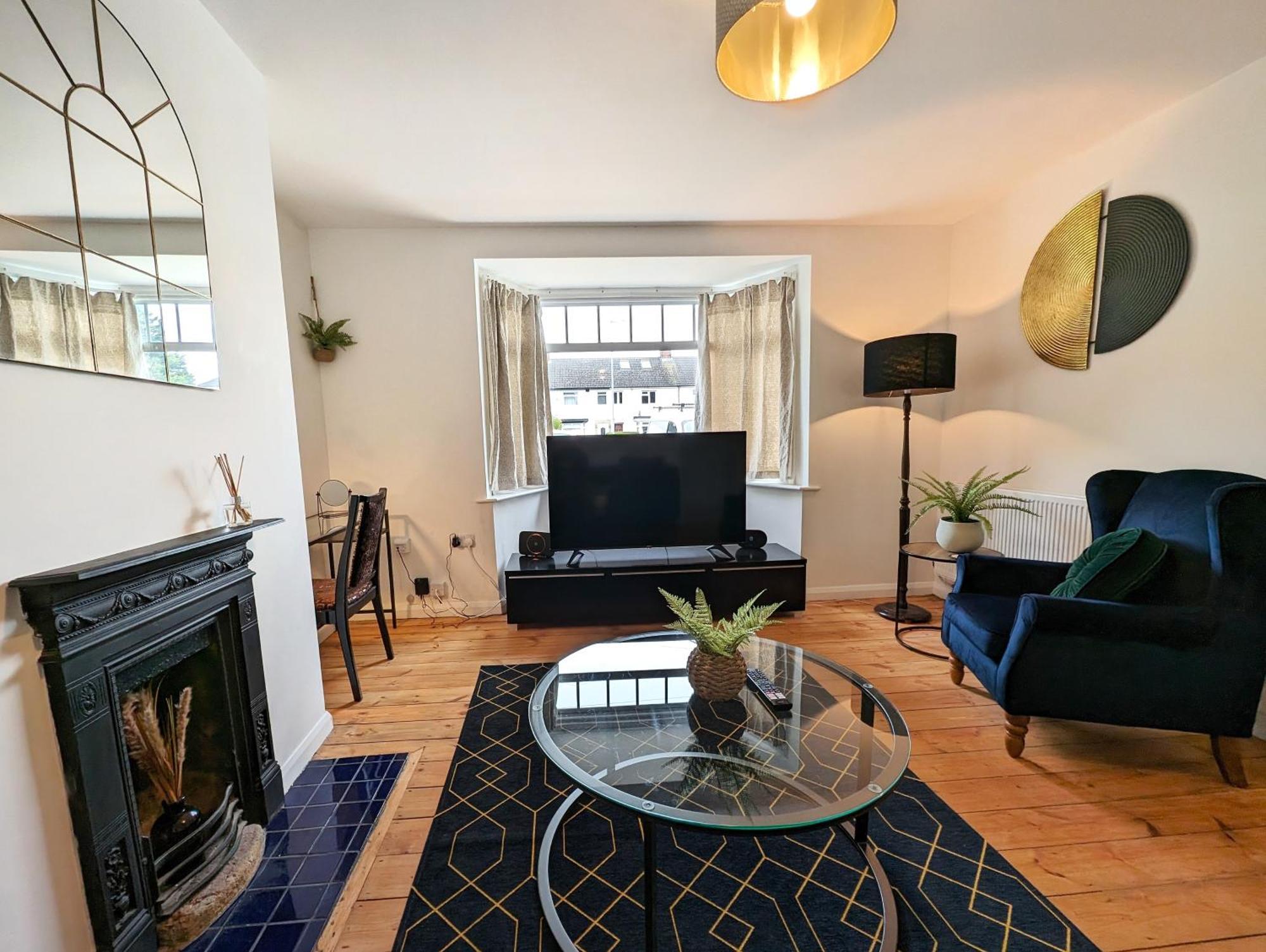 Central Cambridge, Charming 3-Bed House With Free Parking! Екстериор снимка
